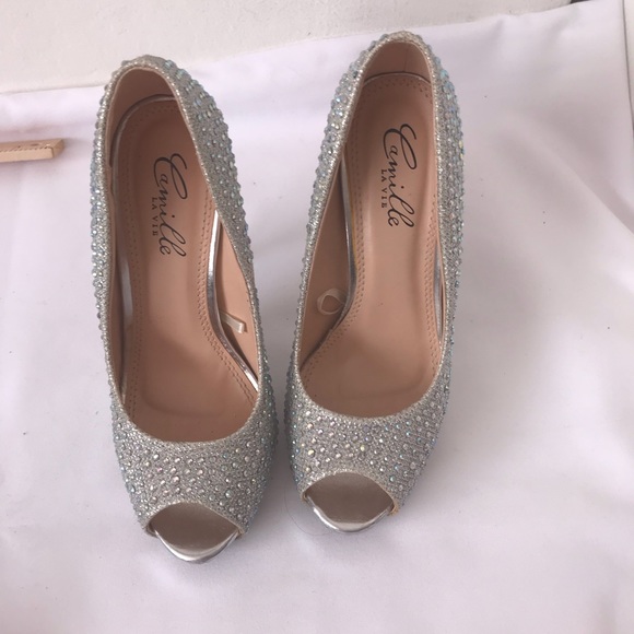 DONATED Rhinestone heels - Picture 3 of 5